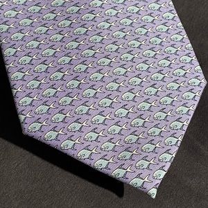 Vineyard Vines Tie, 100% silk, Handmade in USA